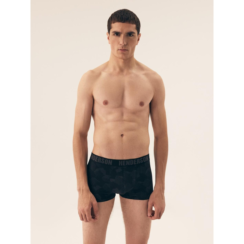 Henderson kelnaitės