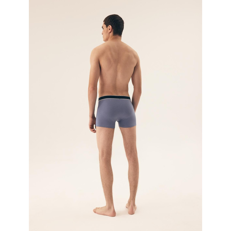 Henderson kelnaitės