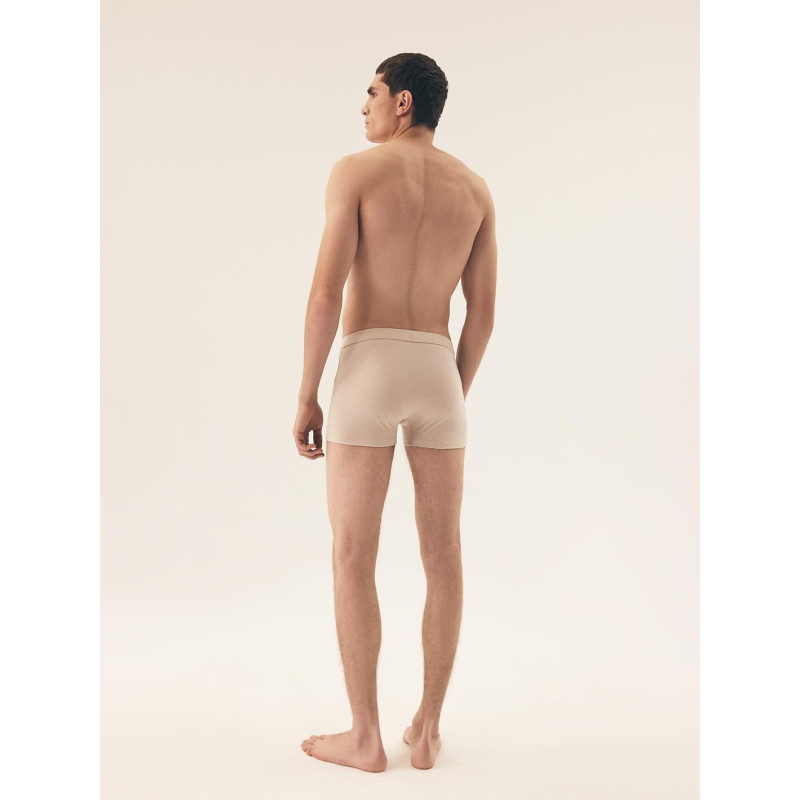 Henderson kelnaitės