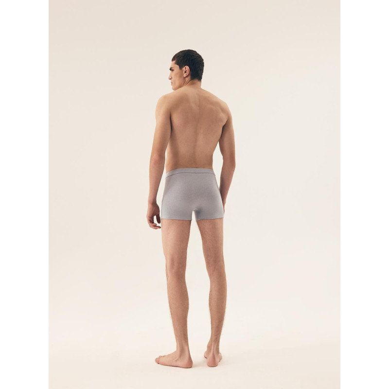 Henderson kelnaitės