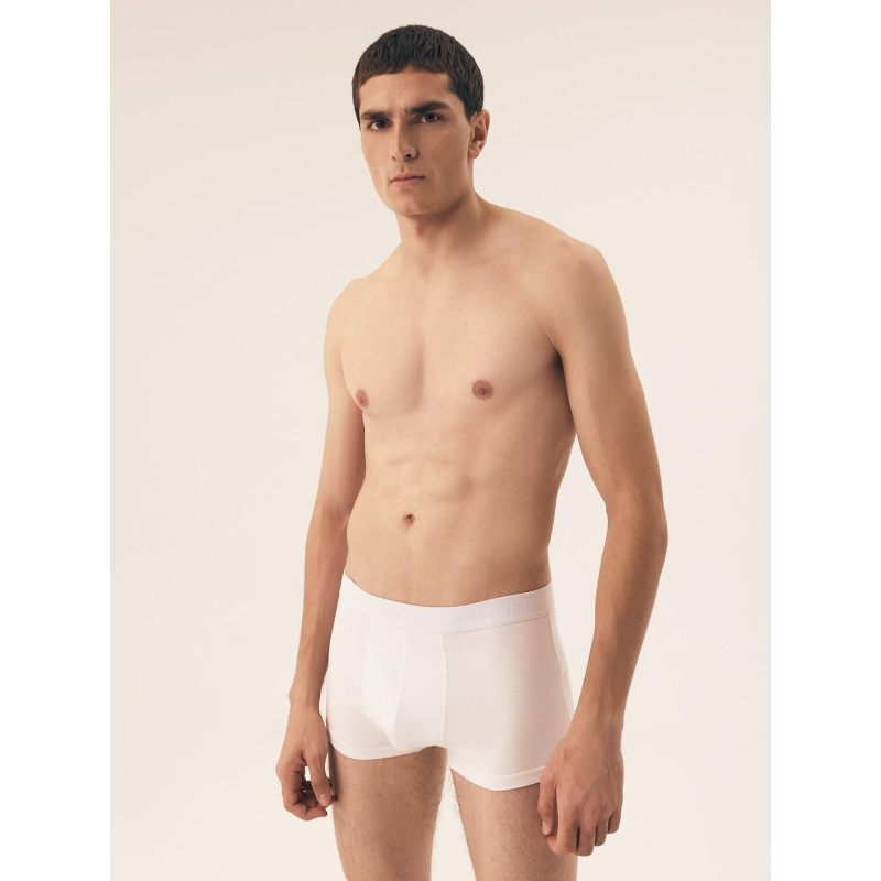 Henderson kelnaitės