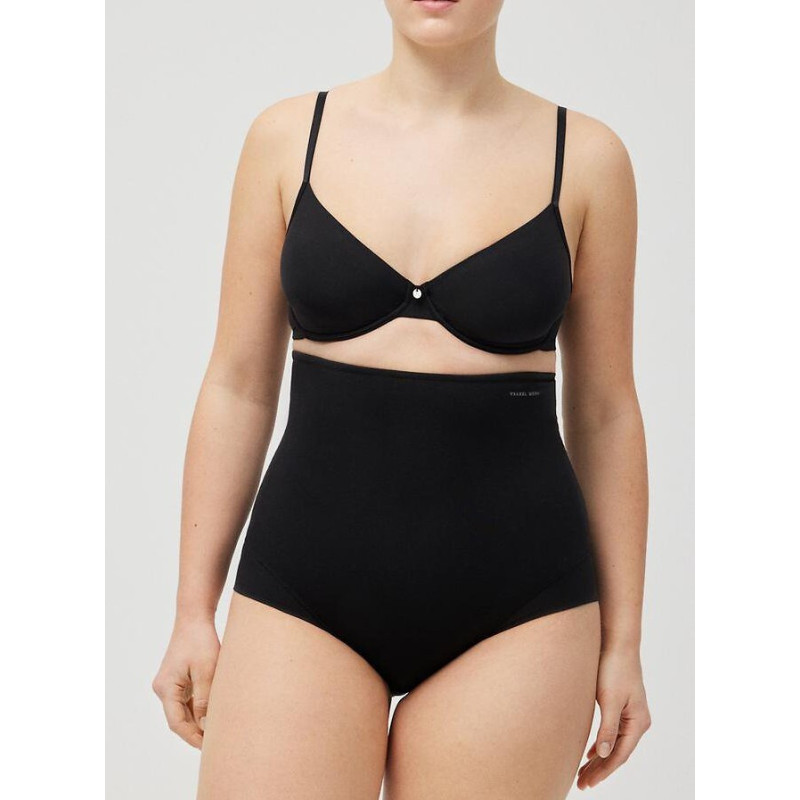 Ysabel Mora liekninančios kelnaitės