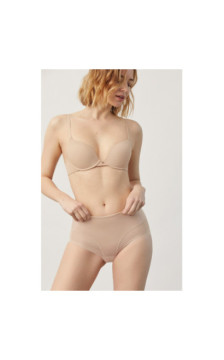 Ysabel Mora kelnaitės