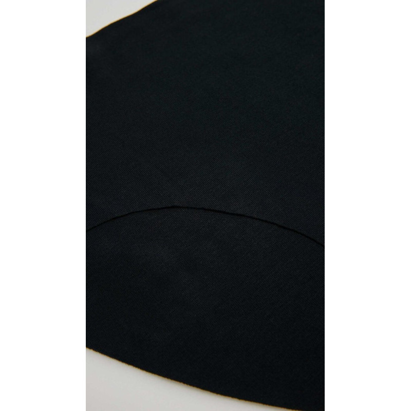 Ysabel Mora besiūlės kelnaitės