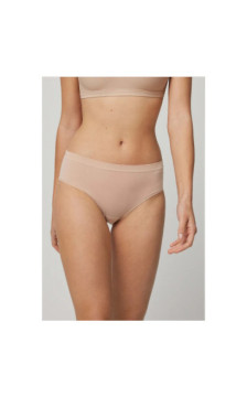 Ysabel Mora kelnaitės