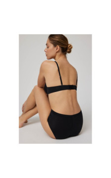 Ysabel Mora kelnaitės