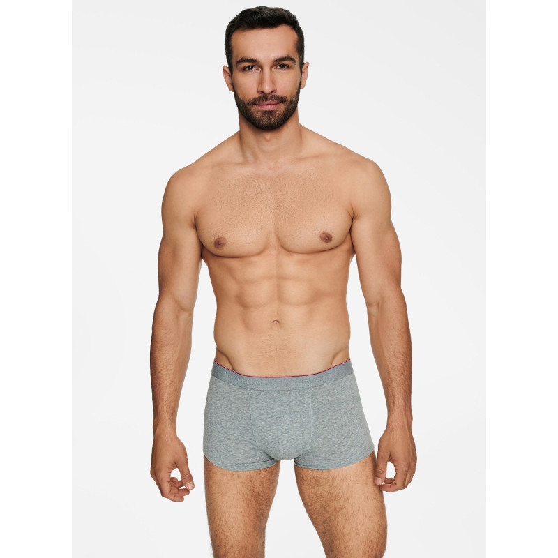 Henderson kelnaitės