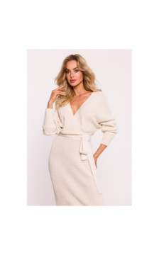 M810 Sukienka swetrowa z dekoltem kopertowym i paskiem - kość słoniowa