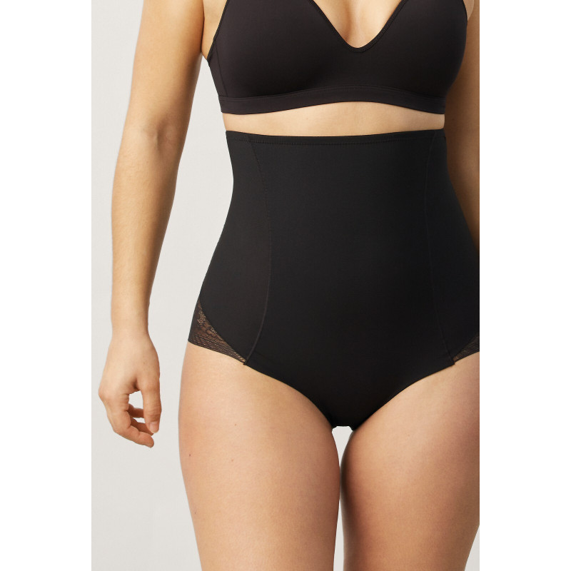 Ysabel Mora liekninančios kelnaitės