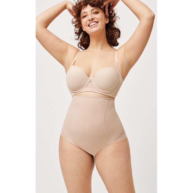 Ysabel Mora liekninančios kelnaitės