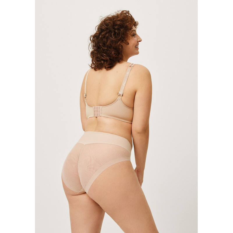 Ysabel Mora liekninančios kelnaitės