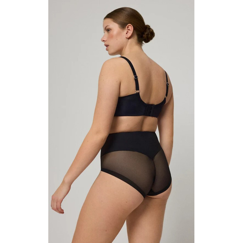 Ysabel Mora liekninančios kelnaitės