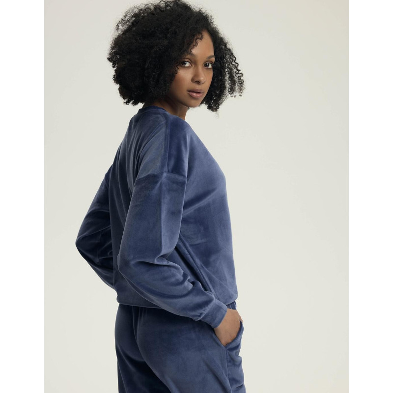 Henderson Ladies kostiumas