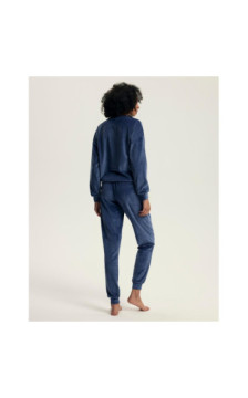 Henderson Ladies kostiumas