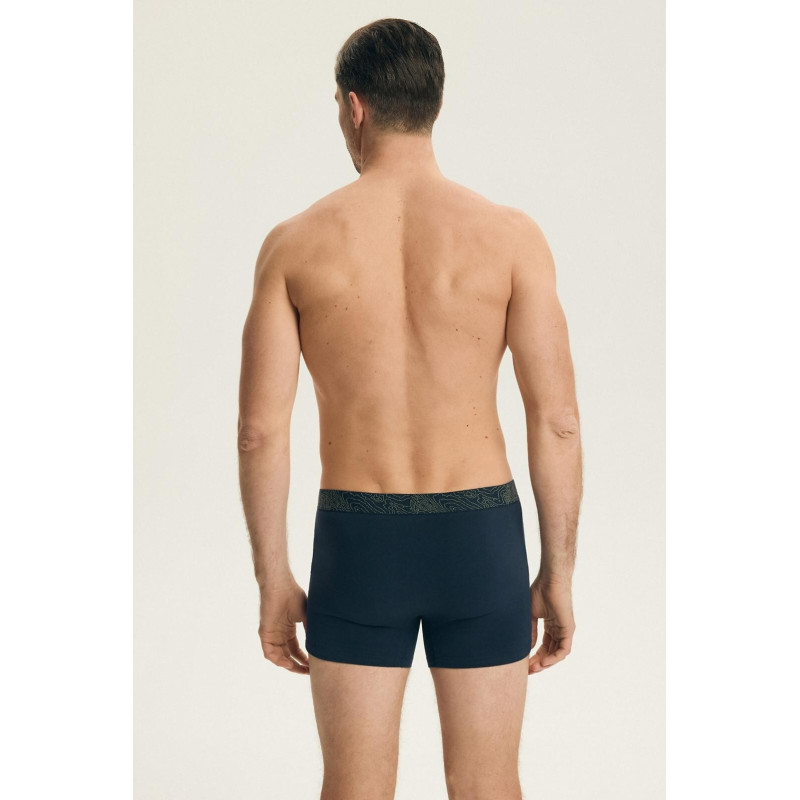 Henderson kelnaitės