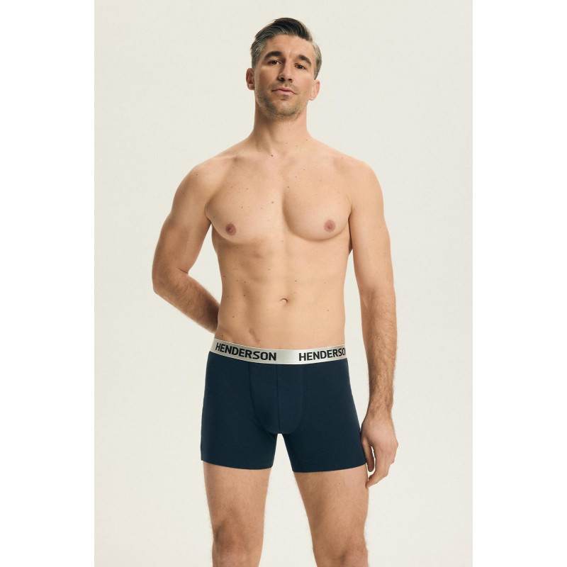 Henderson kelnaitės