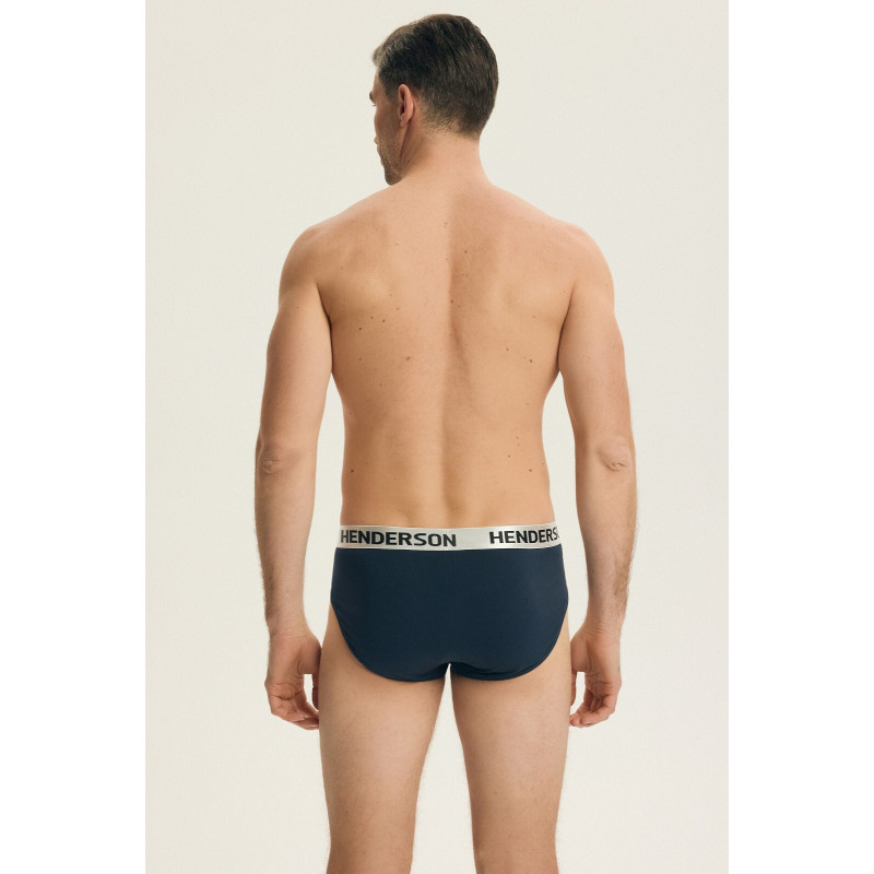 Henderson kelnaitės