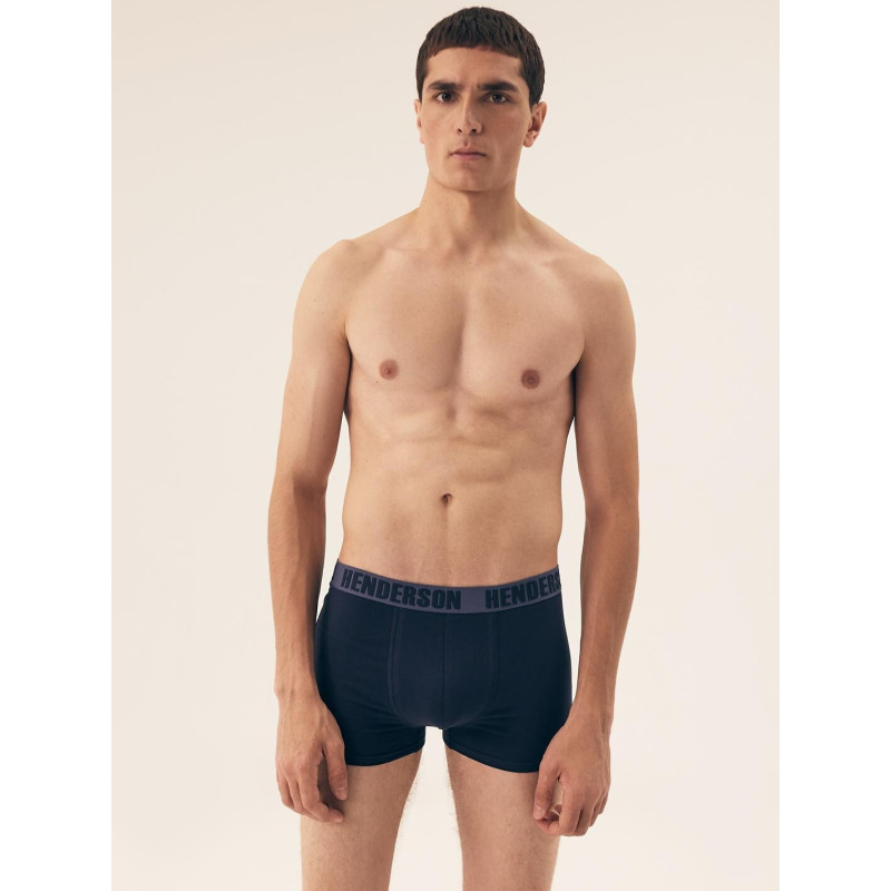 Henderson kelnaitės