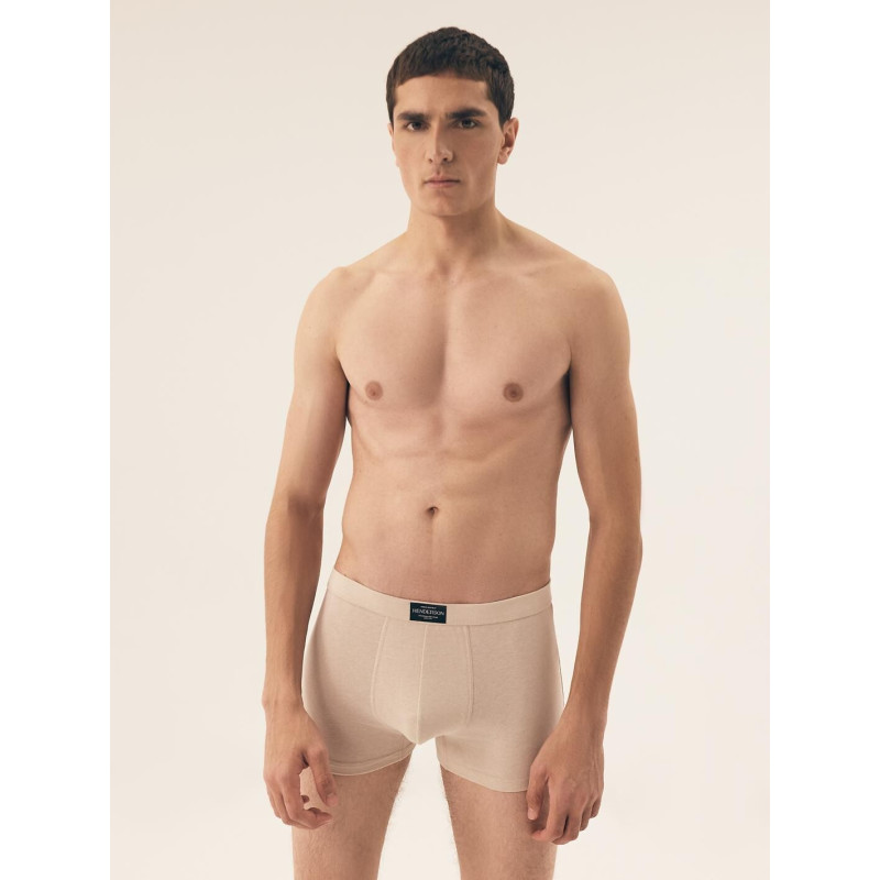 Henderson kelnaitės