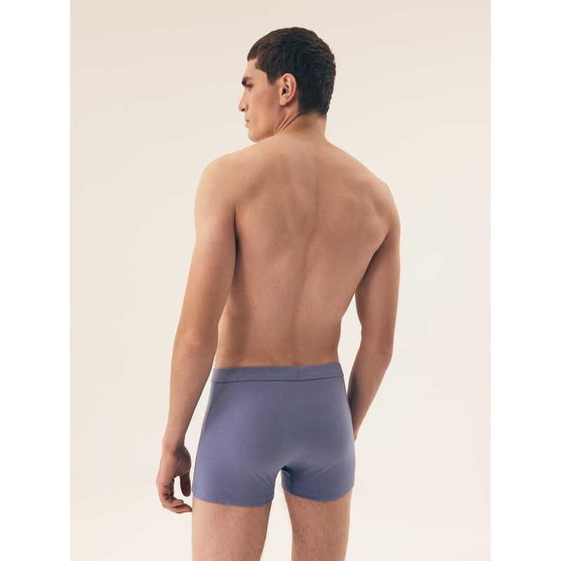 Henderson kelnaitės