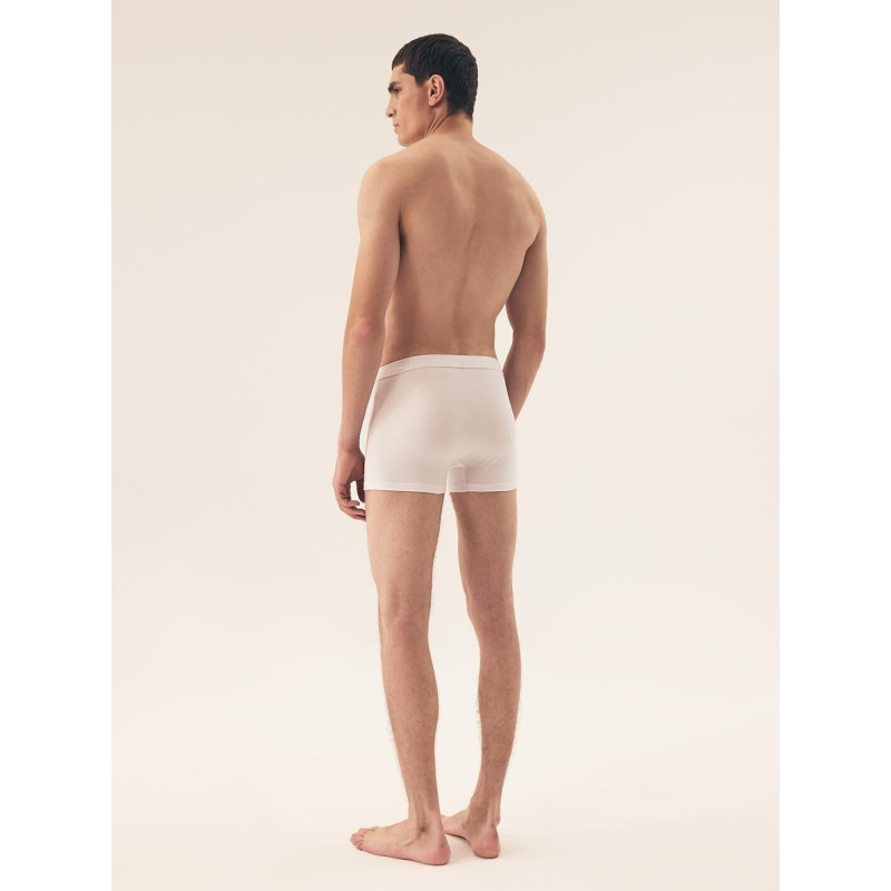 Henderson kelnaitės