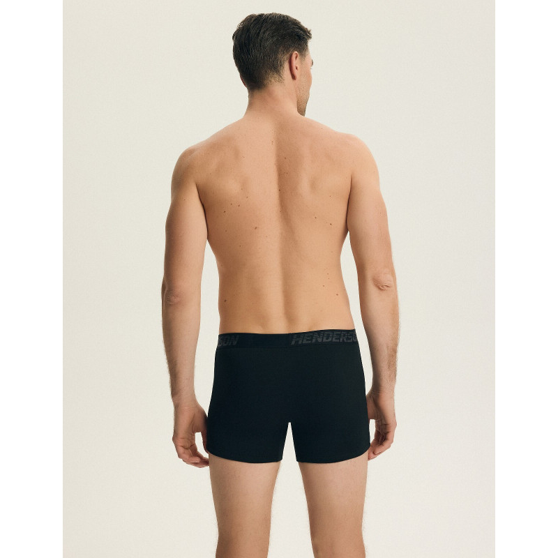 Henderson kelnaitės