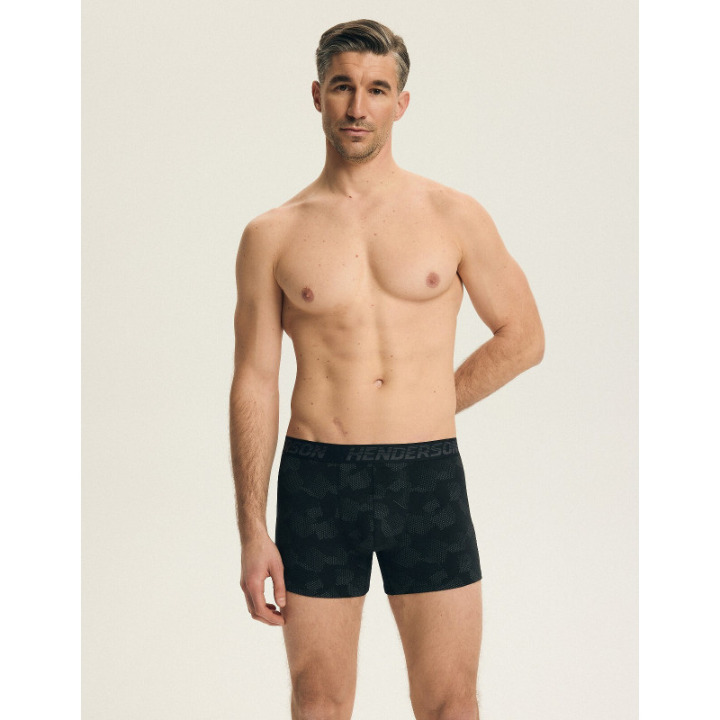 Henderson kelnaitės