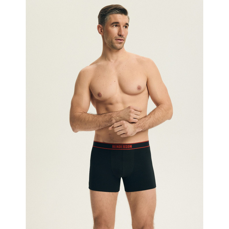 Henderson kelnaitės