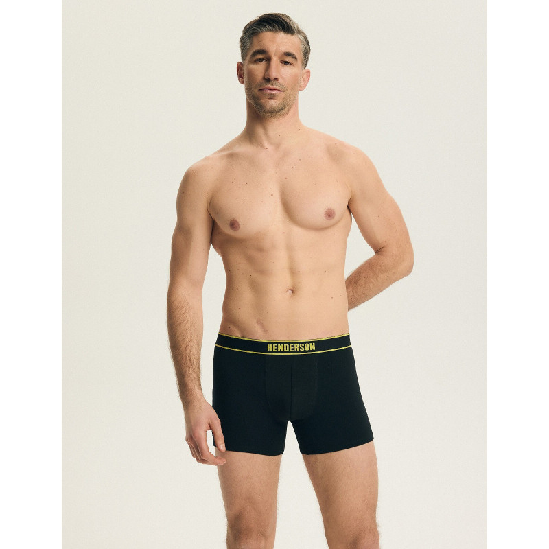 Henderson kelnaitės