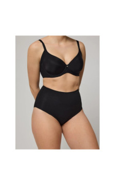 Ysabel Mora liekninančios kelnaitės