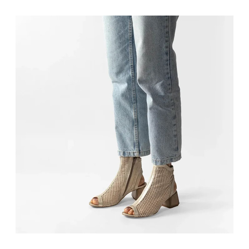 Maciejka Złote Ażurowe 06413-25/00-1 (MA1177-a) batai